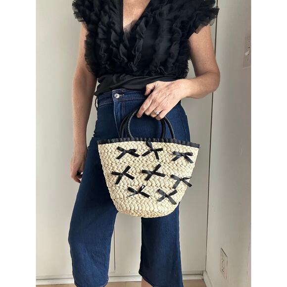 Wicker Handbag with little Black Bows chic Cute Top Handle bags It Girl - Picture 1 of 5